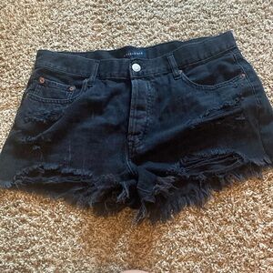 I’m selling jean shorts form Aeropostale
